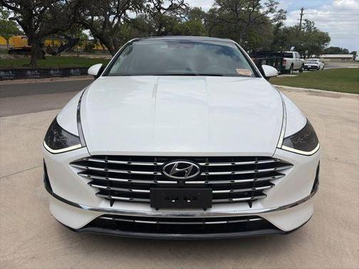 Hyper White 2021 Hyundai SONATA Limited 2.0T