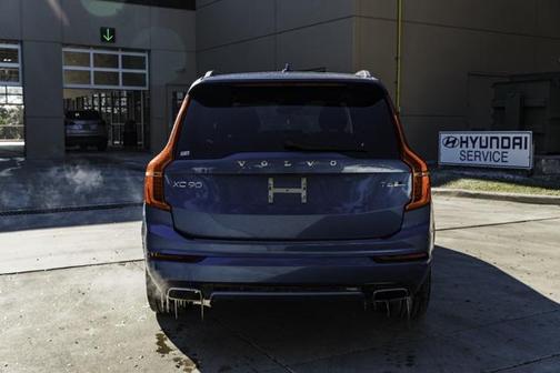 2018 Volvo XC90 T6 R-Design