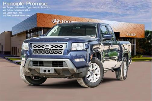 2022 Nissan Frontier SV