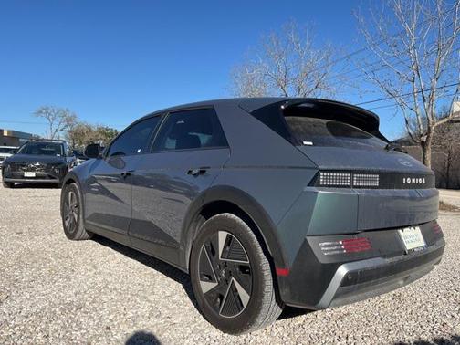 2025 Hyundai IONIQ 5 SE