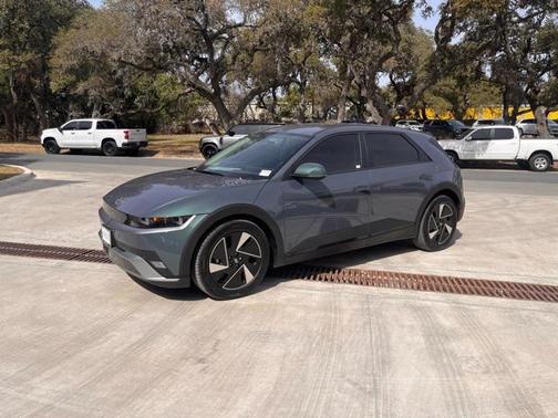 2025 Hyundai IONIQ 5 SE