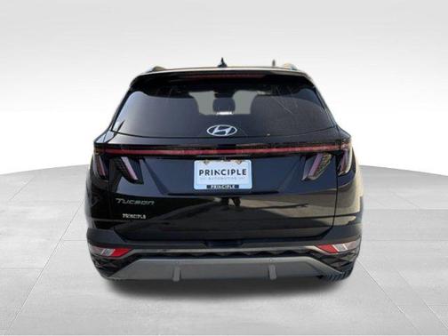 Phantom Black 2022 Hyundai TUCSON Limited