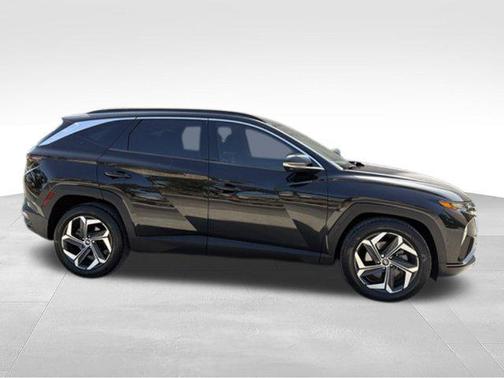Phantom Black 2022 Hyundai TUCSON Limited
