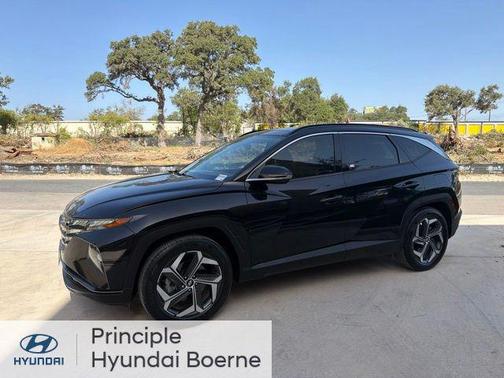 Phantom Black 2022 Hyundai TUCSON Limited