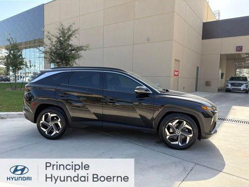Phantom Black 2022 Hyundai TUCSON Limited