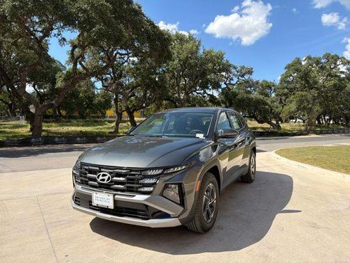 Amazon Gray 2026 Hyundai TUCSON Hybrid SE