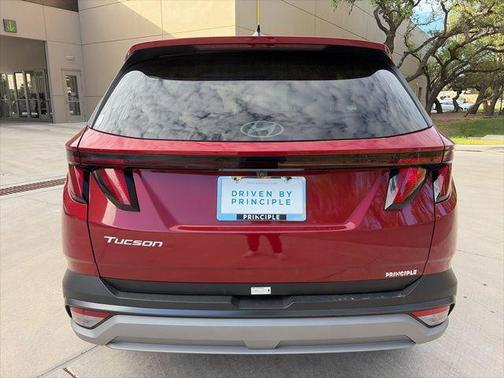 2025 Hyundai TUCSON SEL