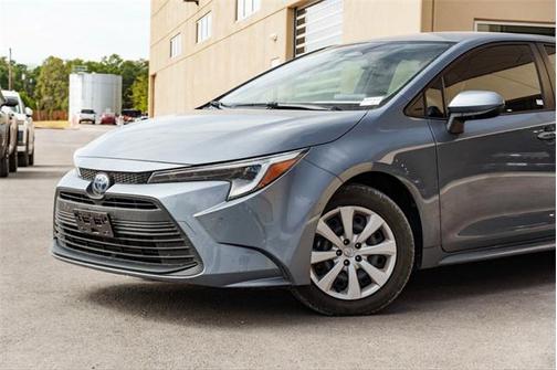 2024 Toyota Corolla Hybrid LE