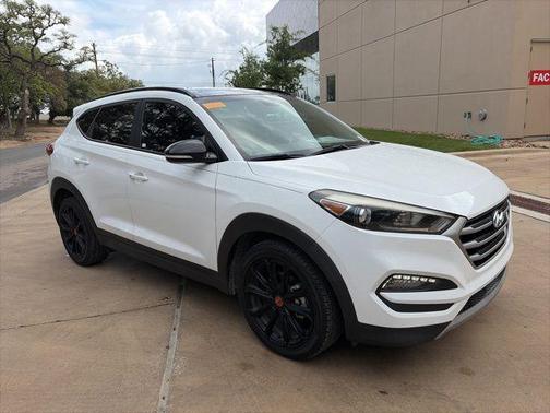 Dazzling White 2017 Hyundai TUCSON Night