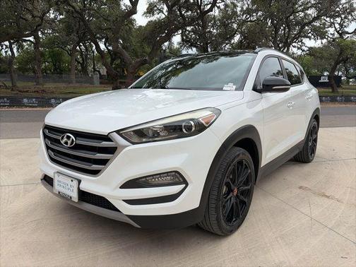 Dazzling White 2017 Hyundai TUCSON Night