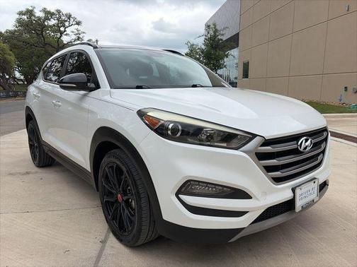 Dazzling White 2017 Hyundai TUCSON Night