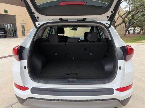 Dazzling White 2017 Hyundai TUCSON Night