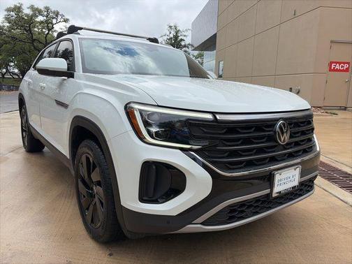 Pure White 2024 Volkswagen Atlas Cross Sport 2.0T SE w/Technology