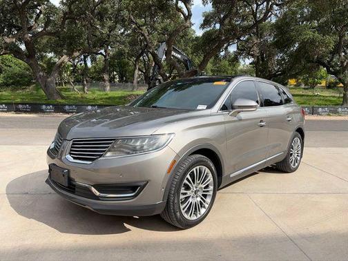 Luxe Metallic 2016 Lincoln MKX Reserve