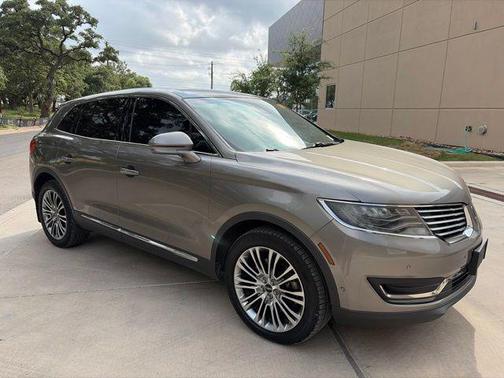 Luxe Metallic 2016 Lincoln MKX Reserve