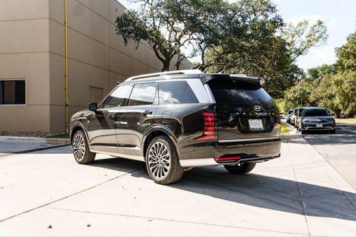 Abyss Black Pearl 2026 Hyundai PALISADE Calligraphy