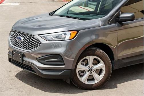 2023 Ford Edge SE