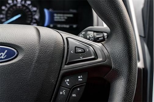 2023 Ford Edge SE