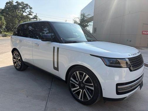 Fuji White 2023 Land Rover Range Rover P530 SE