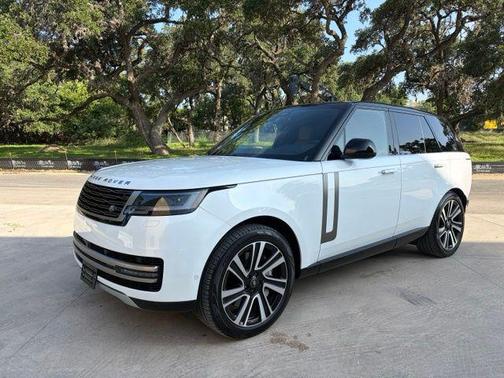 Fuji White 2023 Land Rover Range Rover P530 SE