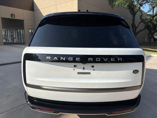 Fuji White 2023 Land Rover Range Rover P530 SE