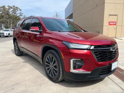 2022 Chevrolet Traverse RS