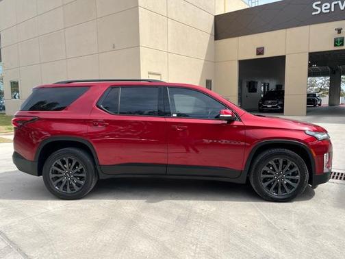 2022 Chevrolet Traverse RS