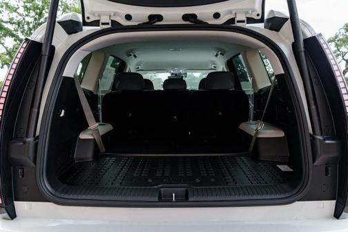 2026 Hyundai IONIQ 9 SEL