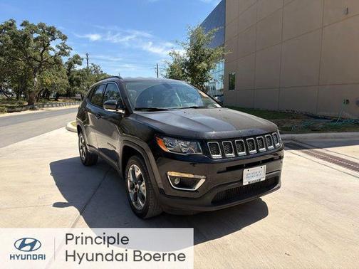 Diamond Black Crystal Pearlcoat 2020 Jeep Compass Limited