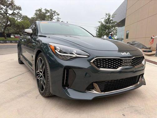 Ascot Green 2023 Kia Stinger GT2