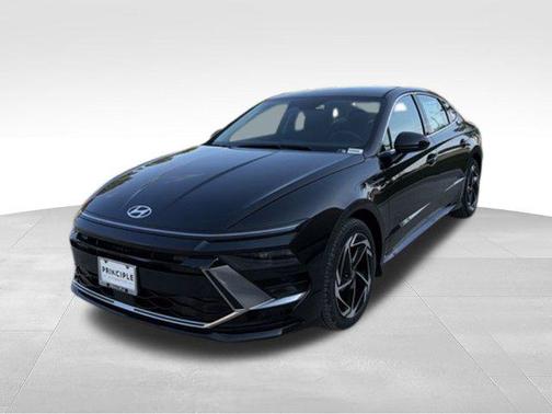 Abyss Black 2026 Hyundai SONATA SEL