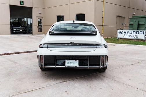 2023 Hyundai IONIQ 6 SEL