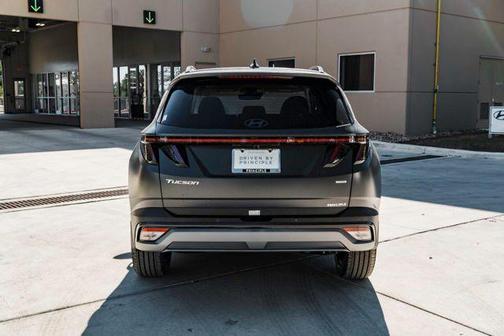 Ecotronic Gray Matte 2026 Hyundai TUCSON Limited