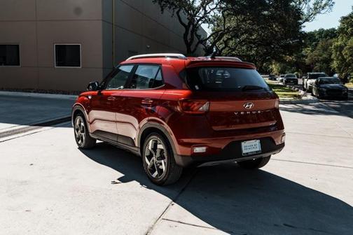 2021 Hyundai VENUE SEL