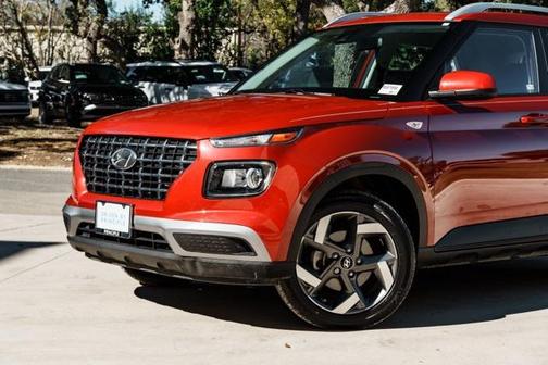 2021 Hyundai VENUE SEL