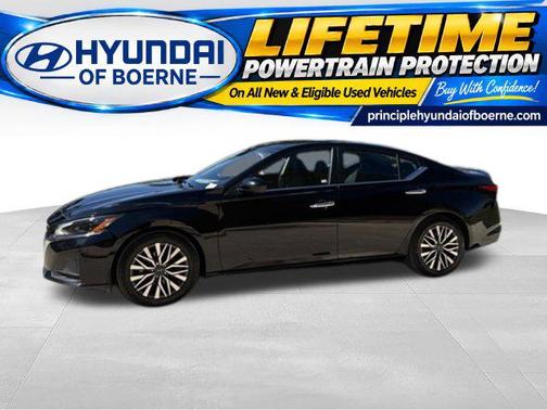 Super Black 2023 Nissan Altima 2.5 SV