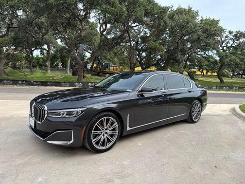 Dark Graphite Metallic 2021 BMW 740 740i