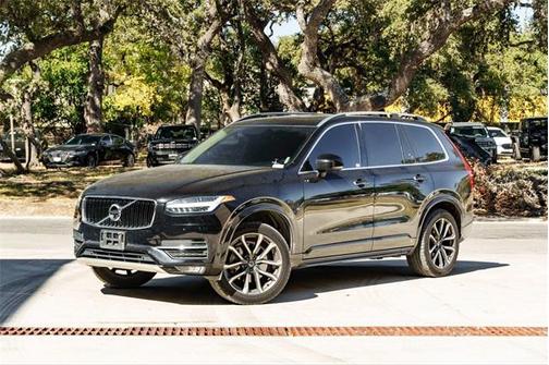 2018 Volvo XC90 T5 Momentum