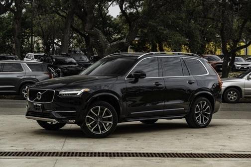 2018 Volvo XC90 T5 Momentum