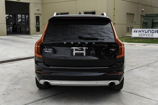 2018 Volvo XC90 T5 Momentum