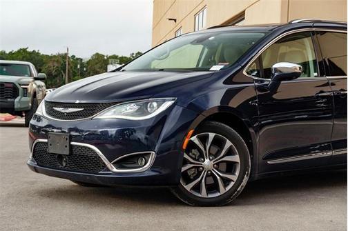 2017 Chrysler Pacifica Limited