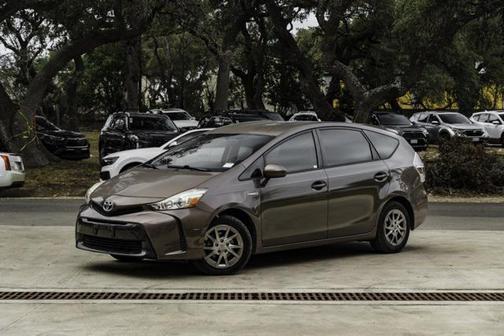 2015 Toyota Prius v Two
