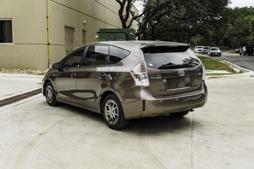 2015 Toyota Prius v Two