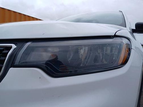 Bright White Clearcoat 2024 Jeep Compass Latitude