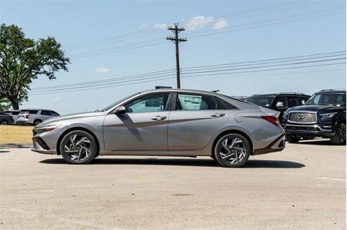 2025 Hyundai ELANTRA HEV Limited