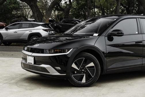 2026 Hyundai IONIQ 5 SE