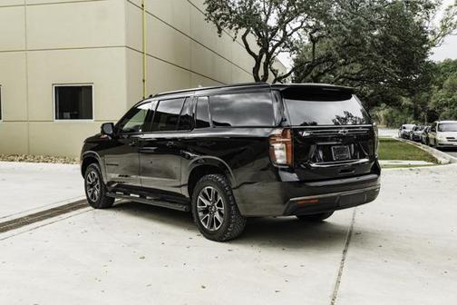 2021 Chevrolet Suburban 4WD Z71
