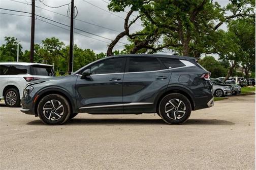 2024 Kia Sportage Hybrid LX