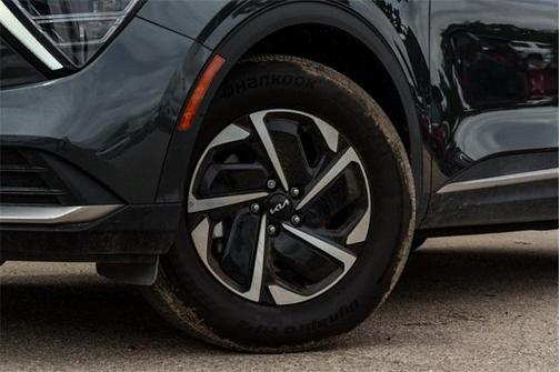 2024 Kia Sportage Hybrid LX