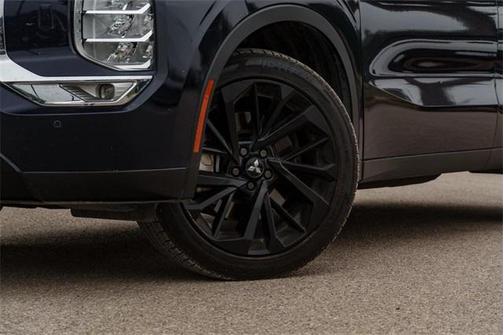 2022 Mitsubishi Outlander Black Edition S-AWC
